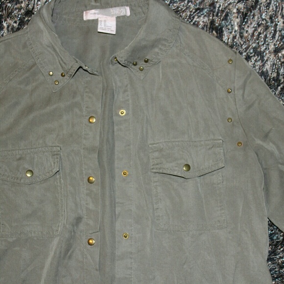 Forever 21 Studded Green Button Up XS - Picture 4 of 8